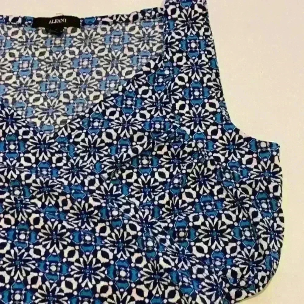 Alfani wrap tie sleeveless top blue pattern med - Picture 3 of 11